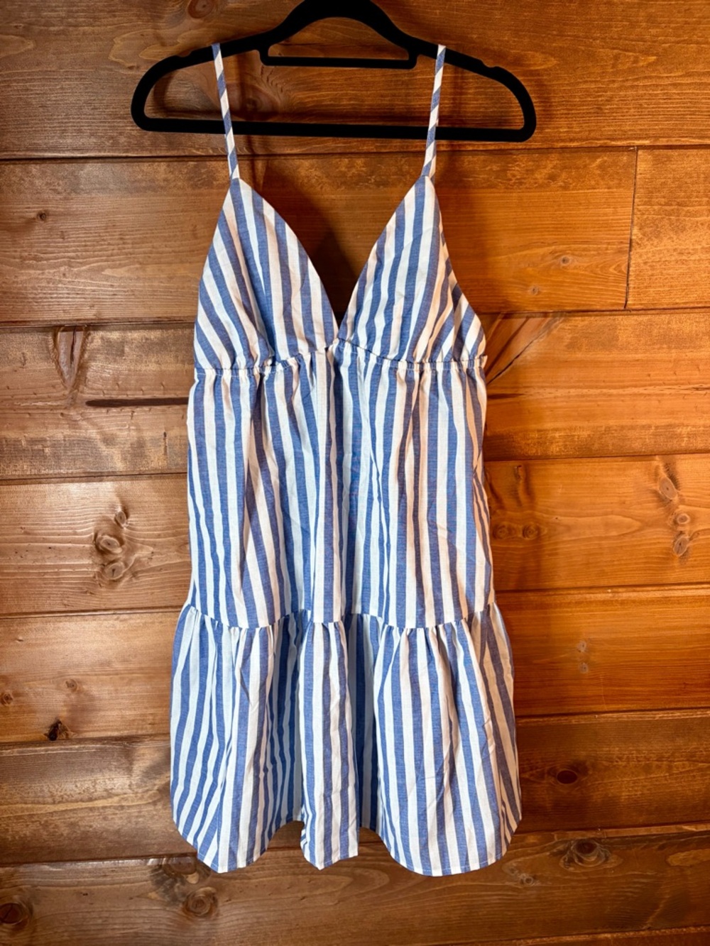 Striped Blue and White Tiered Babydoll Spaghetti‑Strap Mini Dress Size Medium 💕